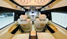 最新款迈巴赫爆料图片,豪华与科技的完美融合，视觉盛宴即将开启！”